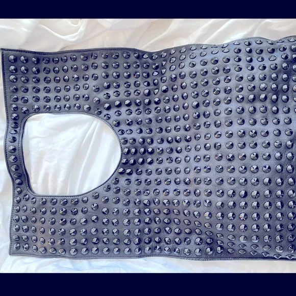 HOT SELL Tom Ford Studded Bag - Picture 5 of 5